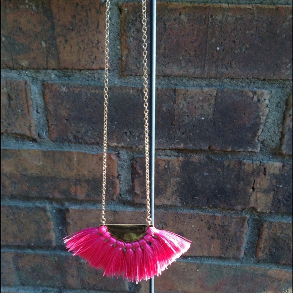 Tassel Statement Necklace NEW - Picture 4 of 5